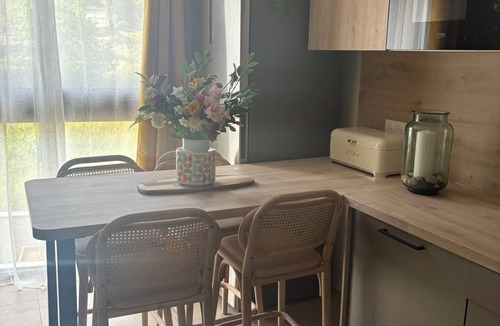 Montjuzet Apartment | T2 Puy de Dôme Chic, Cozy & Ideally Located