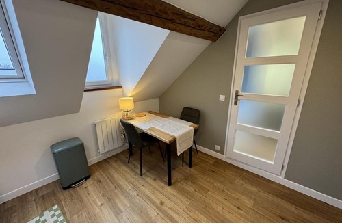 Saint-Leu Apartment | T2 vue cathédrale