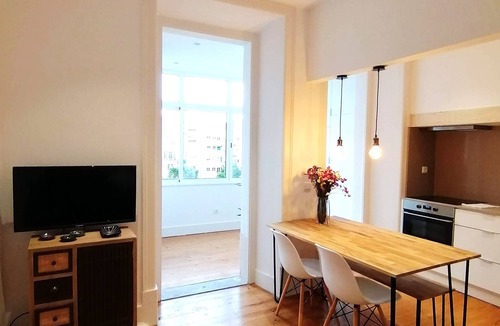 Lisbon Old Town Apartment | T2 w/balcony