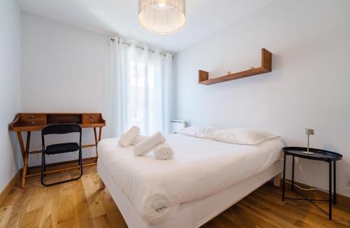 Le Busca Apartment | T3 avec Parking Clim Bus au pied, métro 5min