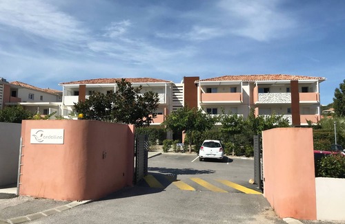 Calvi Apartment | T3 Cardellina, Beach and center within walking distance, Terrace, Parking, Air-conditioning, Free WiFi