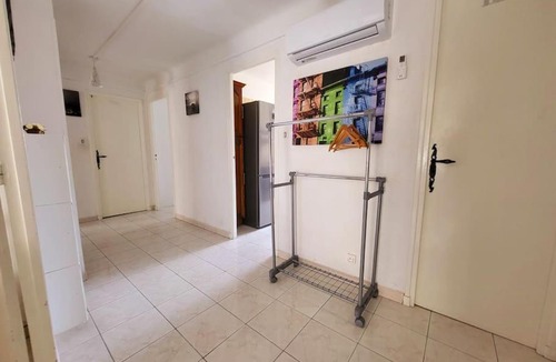 3rd Arrondissement Apartment | T4 Climatisé avec 2 Balcons proche Gare St Charles