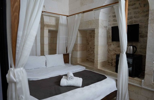 Eyyubiye Hotel | Taştepeler Konak