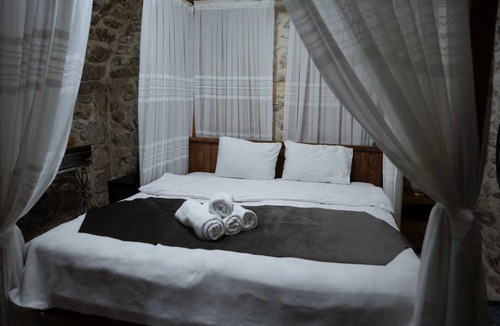Eyyubiye Hotel | Taştepeler Konak