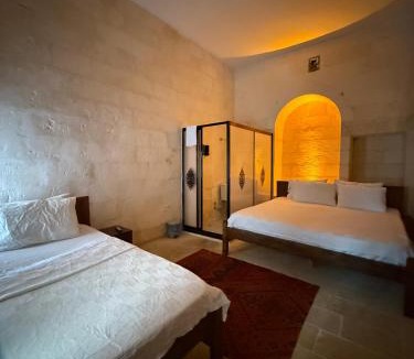 Eyyubiye Hotel | Taştepeler Konak