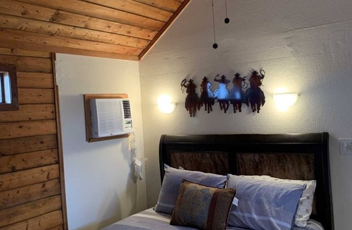 Comfort House | Tabasco Ranch Pony Cabin