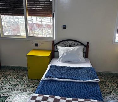 Sale Hostel | Tabriquet urban shared room