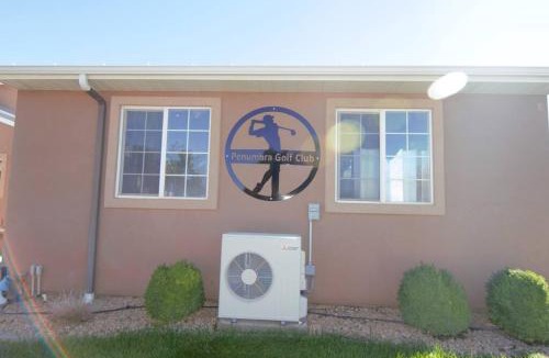 Parowan Apartment | Tacit Shadow Resort Aviator Queen Suite, Gym, Coffee Bar, Hot-Tub, Free Laundry, Food Available