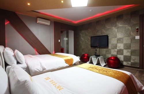 Taebaek Hotel | Taebaek M