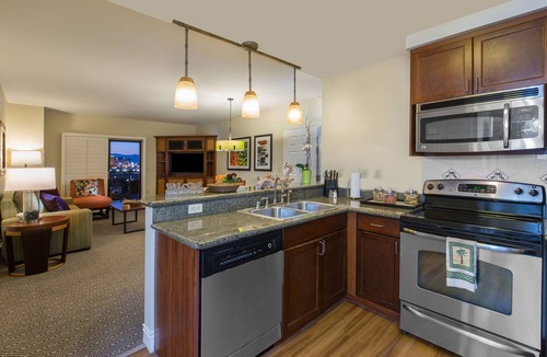 Las Vegas Condo | Tahiti Village Bora Bora 1br suite Saturday check-in