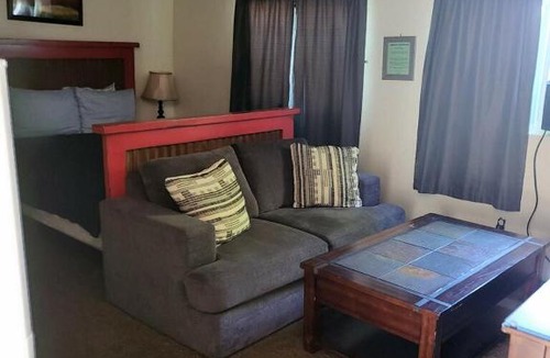 Page Apartment | Tail Wind Life LLC