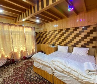 Dras House | TAIMUR HOME STAy