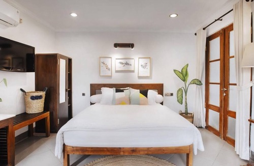 Sinduadi House | Tajug Loro - Modern javanese style rooms