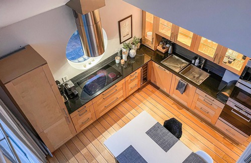 Vindafjord House | Take a break from everyday life in this fantastic vacation home right by the fjord.