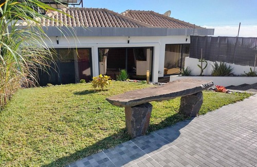 Arco da Calheta House | Take full advantage of a relaxing atmosphere with gorgeous sea/mountain views