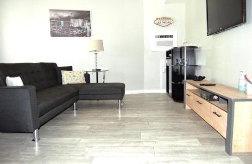 Townsite House | Take it back to simple times with this Retro Retreat!