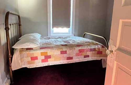 Platte County House | Take it easy at this unique and tranquil getaway.