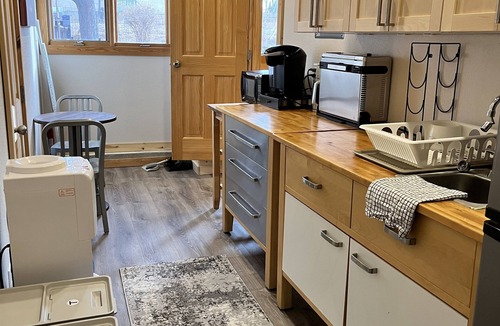 Erie Apartment | Take it easy at this unique country getaway.