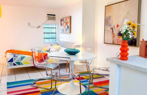 Coral Brook Apartment | Take It Easy - Studio Pool Waterfront