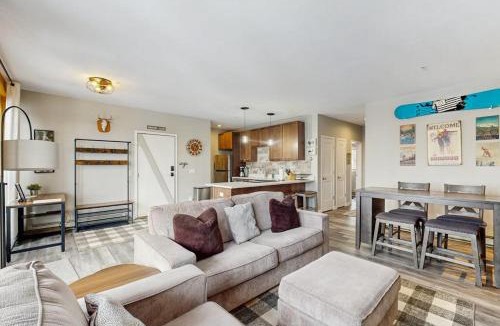 Wildernest Apartment | Take the Mountain View
