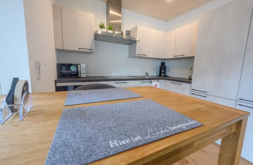 Waldulm Apartment | Talblick Apartment with Terrace, Garden Access & Parking in Kappelrodeck