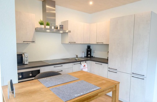 Waldulm Apartment | Talblick Apartment with Terrace, Garden Access & Parking in Kappelrodeck