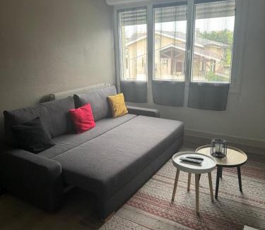 Talence Apartment | Talence - Studio 25 m2 dans résidence avec parking privé à 10 mn de Bordeaux en Tram