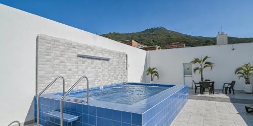 Granada Hotel | TAMA Hotel Granada Real Cali