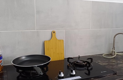 Puchong Apartment | Taman Putra Perdana Budget Apartment with AC-WiFi-Cooking
