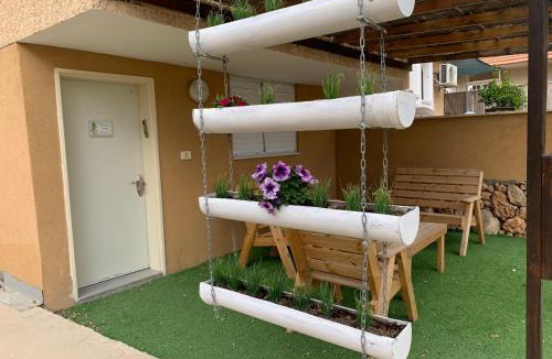 Arad Cabin | Tamar's House