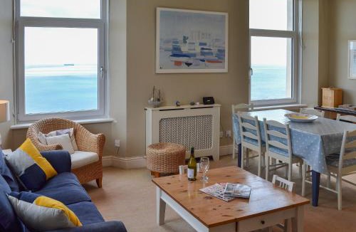 Coverack House | Tamarisk