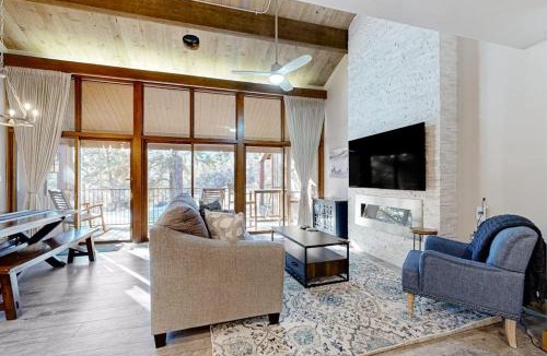 Purgatory Apartment | Tamarron 765