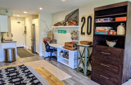 Purgatory Apartment | Tamarron Lodge Studio 205