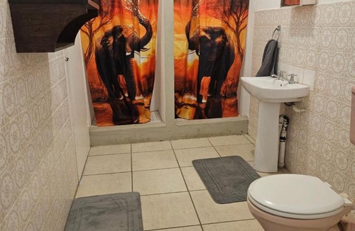 Hammanskraal Hostel | Tambuki Backpackers & Self-catering - Dinokeng