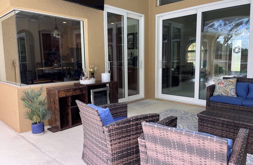 Lutz House | Tampa Family Home Sleeps 10