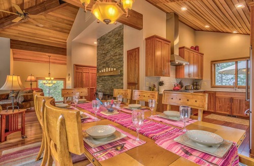 Sunriver Cottage | Tan Oak Lane 37