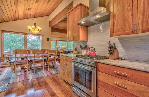 Sunriver Cottage | Tan Oak Lane 37