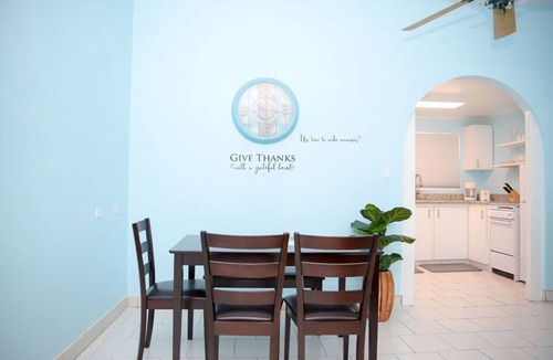 Paradise Island Apartment | Tangerine Sunsets Seville
