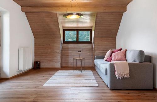 Collalbo Apartment | Tann 11