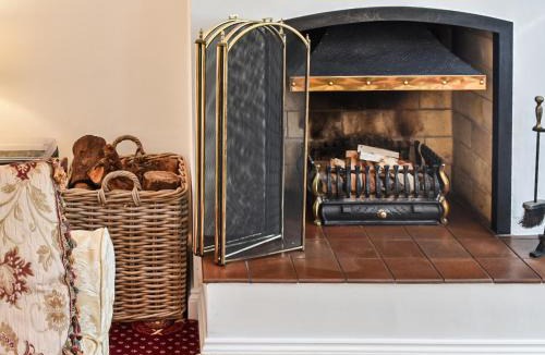 Waresley House | Tansey Cottage