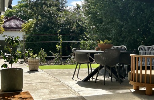 Tanunda House | Tanunda Abode - Two BR, Two Bath - in central location
