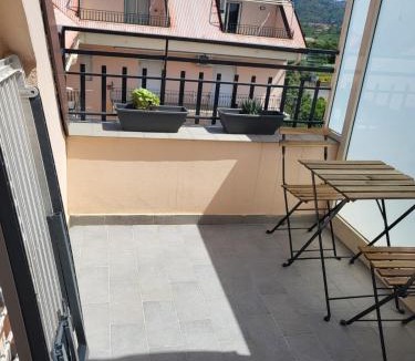 Calatabiano Apartment | TAORMINA a due PASSI SUITE