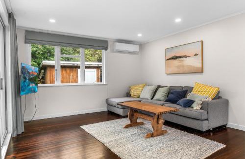 Ruakaka House | Taotahi Hideaway - Ruakaka Waterfront