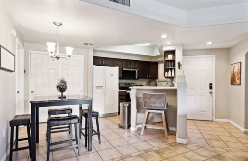 North Mountain Apartment | Tapatio Cliffs Condo: 1st Floor, 3 Heated Pools