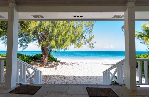 Great Exuma Villa | Tar Bay's Hidden Treasure! "The place to be"