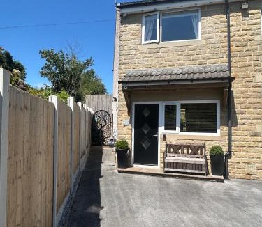 Silsden House | Tar Top