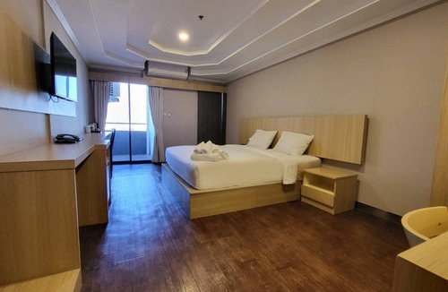Minburi Hotel | Tara Garden