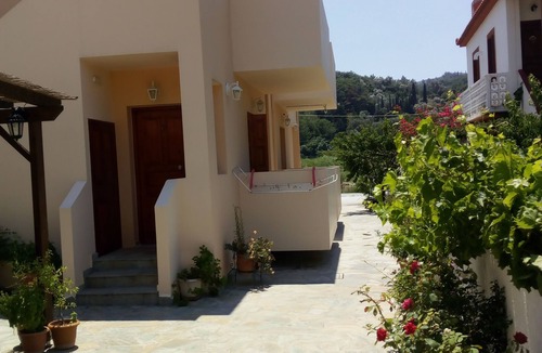 Kokkari Apartment | Tarsanas Apartments