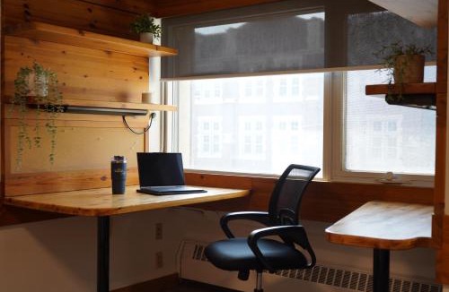 Midtown Toronto Hostel | Tartu College Student Residence