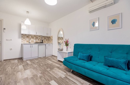 Karaburun Hotel | Tasada Otel